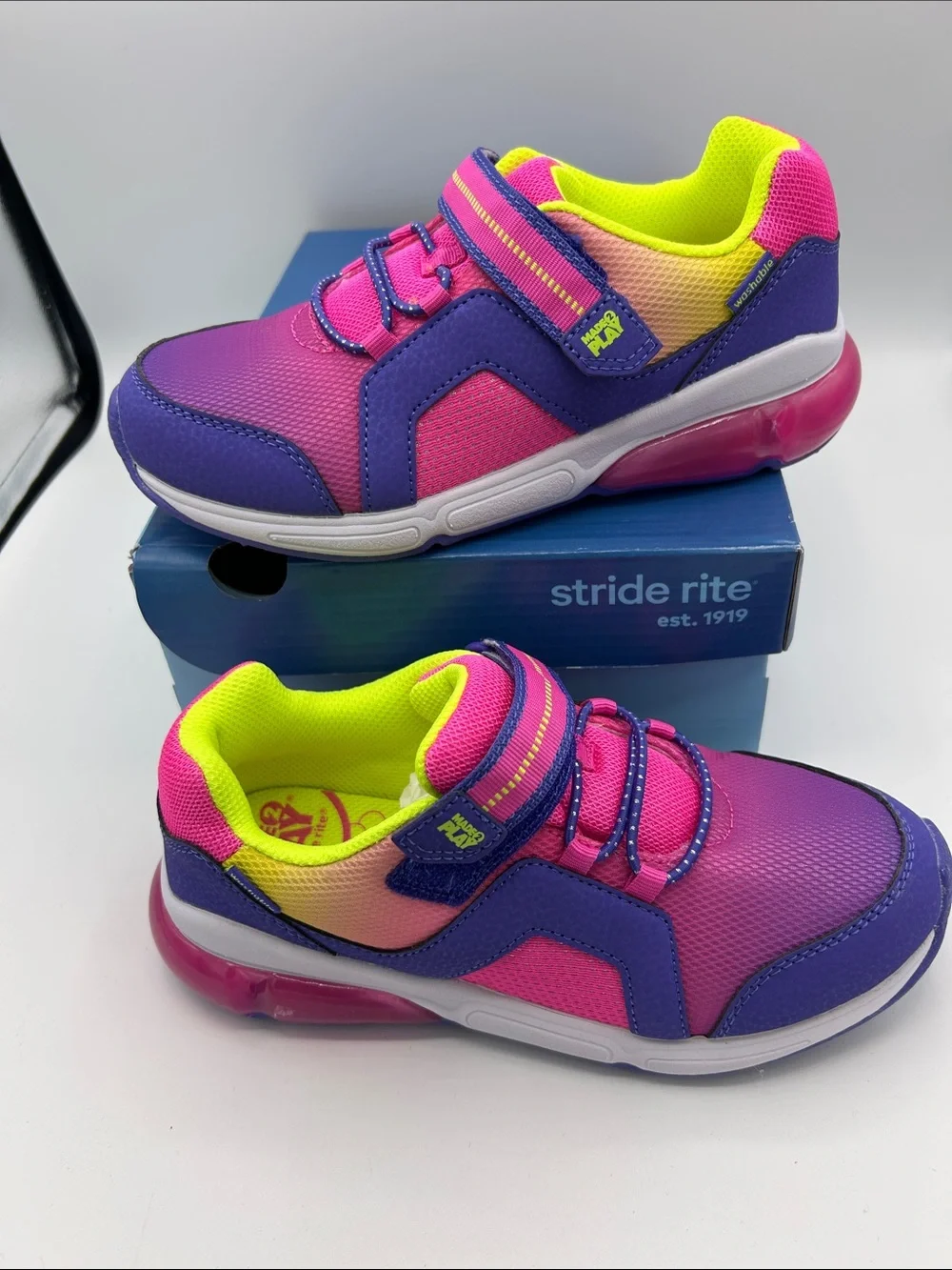 Stride Rite Girls Purple Pink Neon Yellow light up Sneakers 2 M width